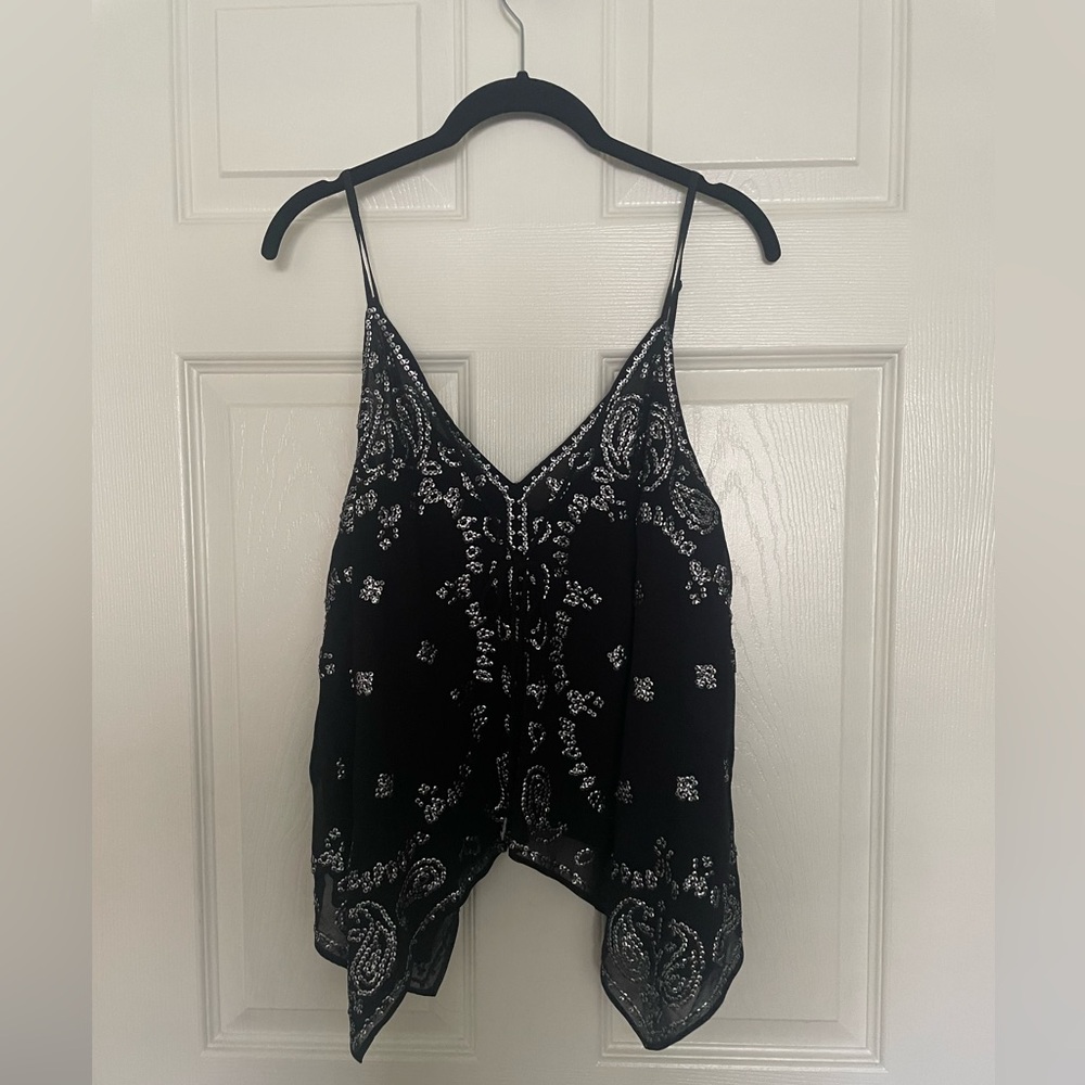 Adorable spaghetti strap crop top with sequins